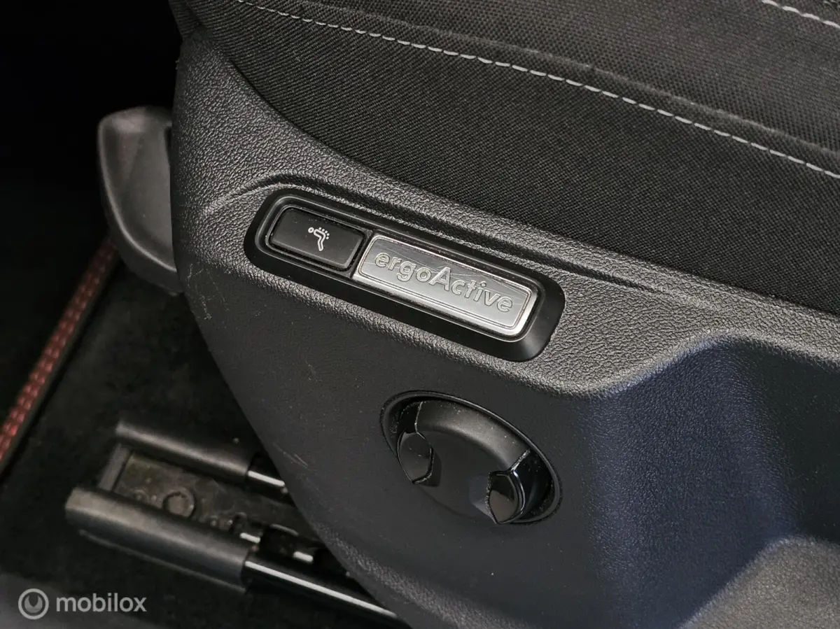 1.4 TSI ACT R-line Panorama/Virtual/Trekhaak