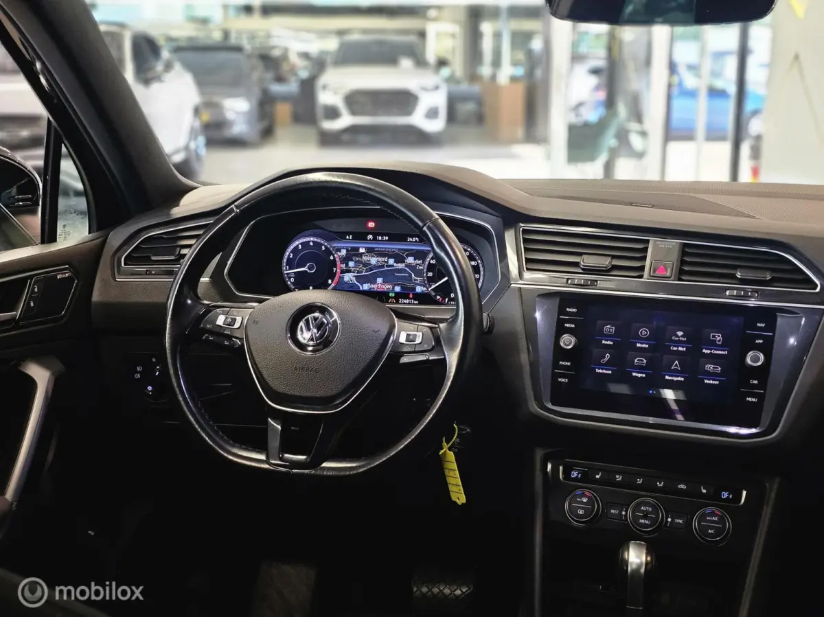 1.4 TSI ACT R-line Panorama/Virtual/Trekhaak