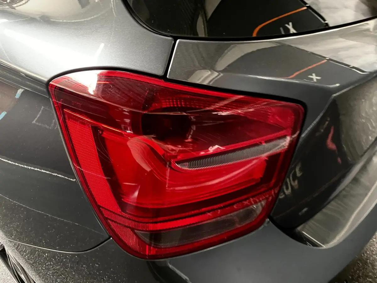 M135i xDrive 320 PK M-PERFORMANCE NAVI LEER CARPLAY