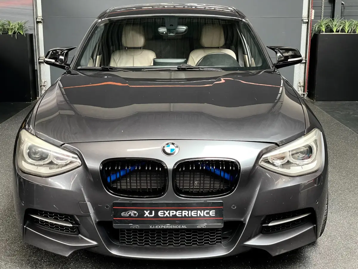 M135i xDrive 320 PK M-PERFORMANCE NAVI LEER CARPLAY