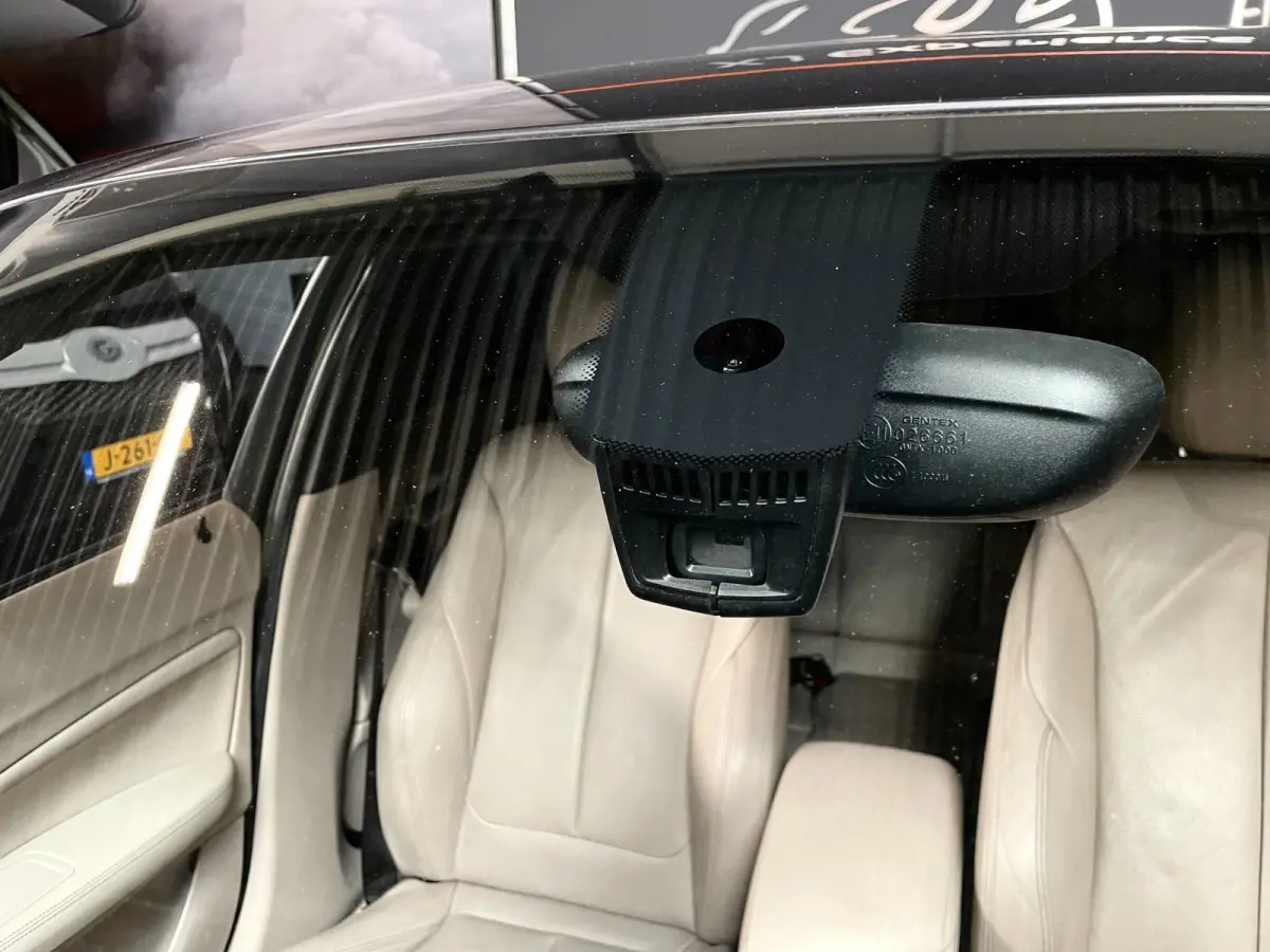 M135i xDrive 320 PK M-PERFORMANCE NAVI LEER CARPLAY