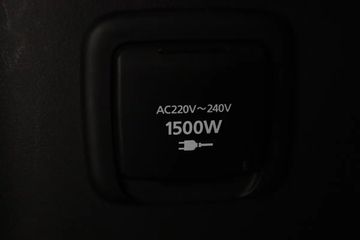 224pk PHEV Instyle Apple Carplay/Android Auto | Climate