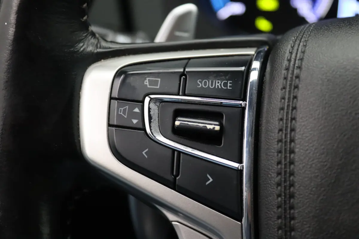 224pk PHEV Instyle Apple Carplay/Android Auto | Climate