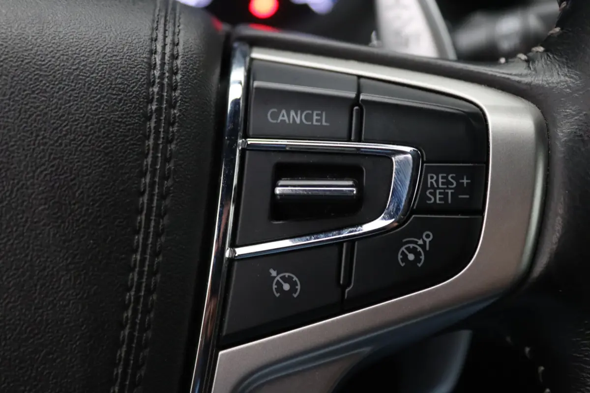 224pk PHEV Instyle Apple Carplay/Android Auto | Climate