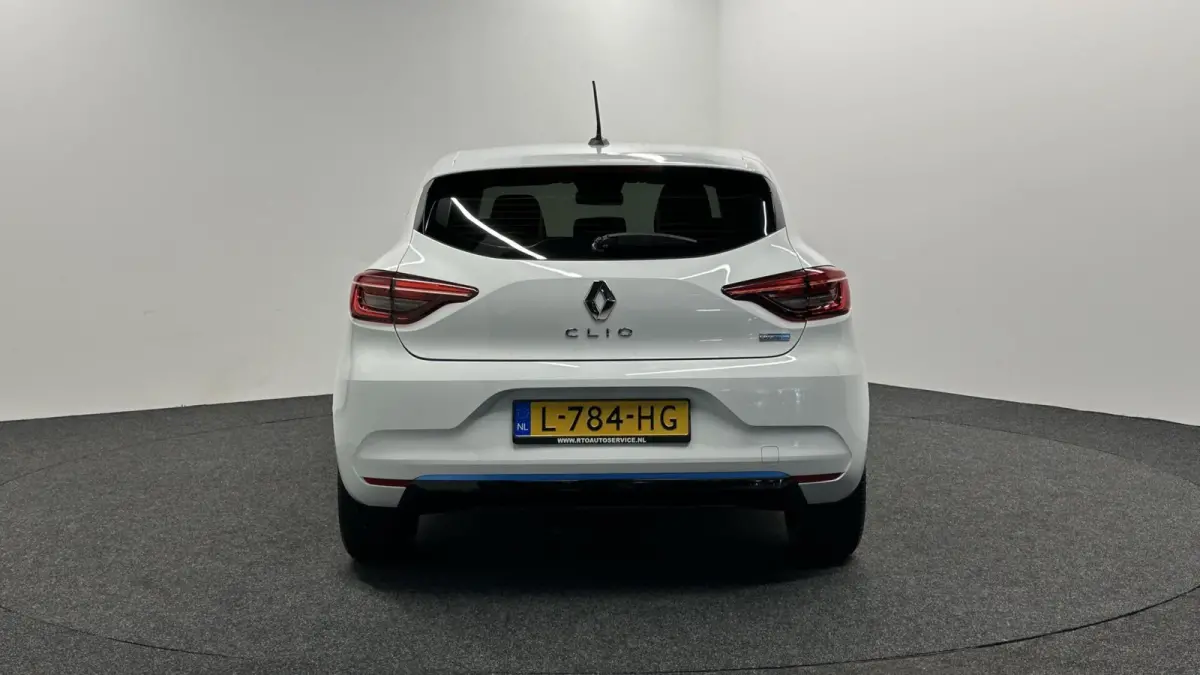1.6 E-Tech Hybrid 140 Zen CARPLAY NAVI CRUISE.