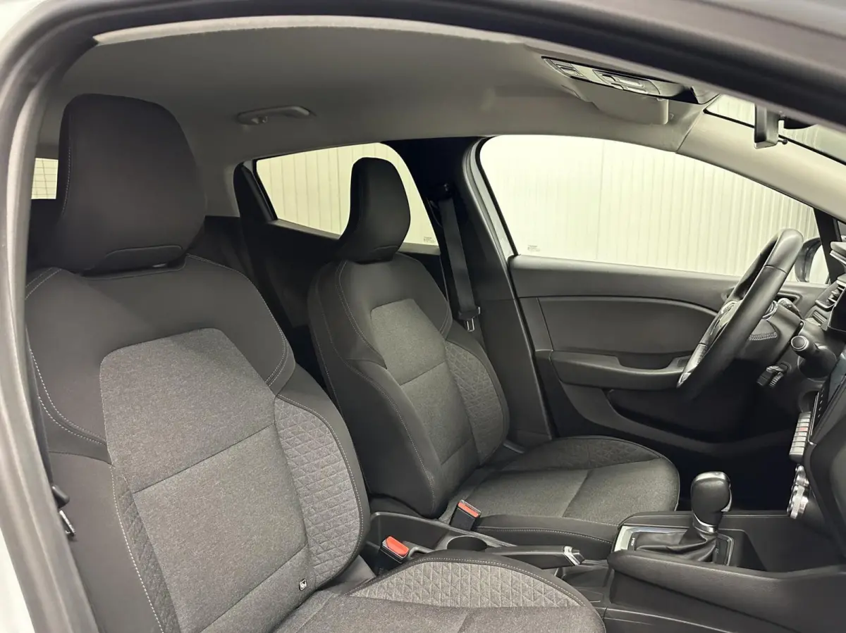 1.6 E-Tech Hybrid 140 Zen CARPLAY NAVI CRUISE.