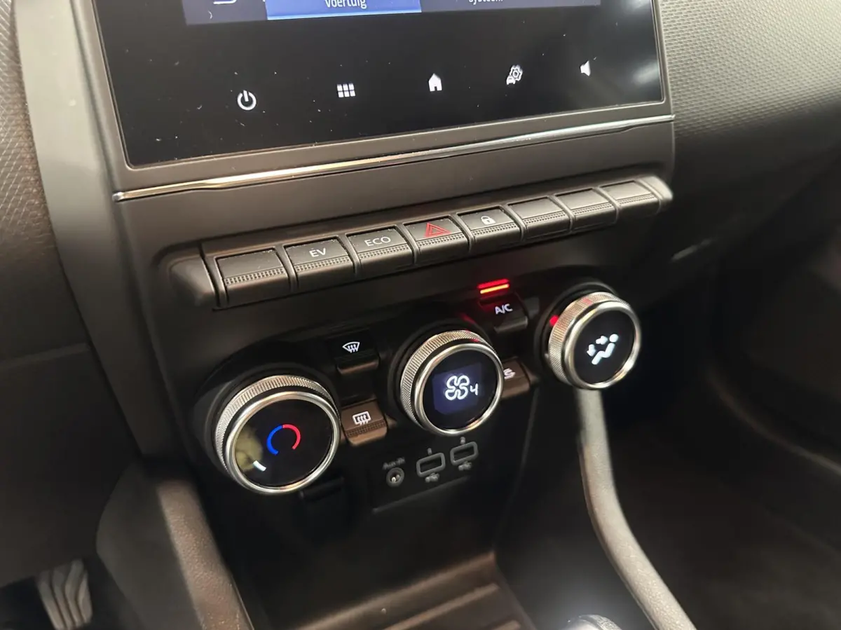 1.6 E-Tech Hybrid 140 Zen CARPLAY NAVI CRUISE.