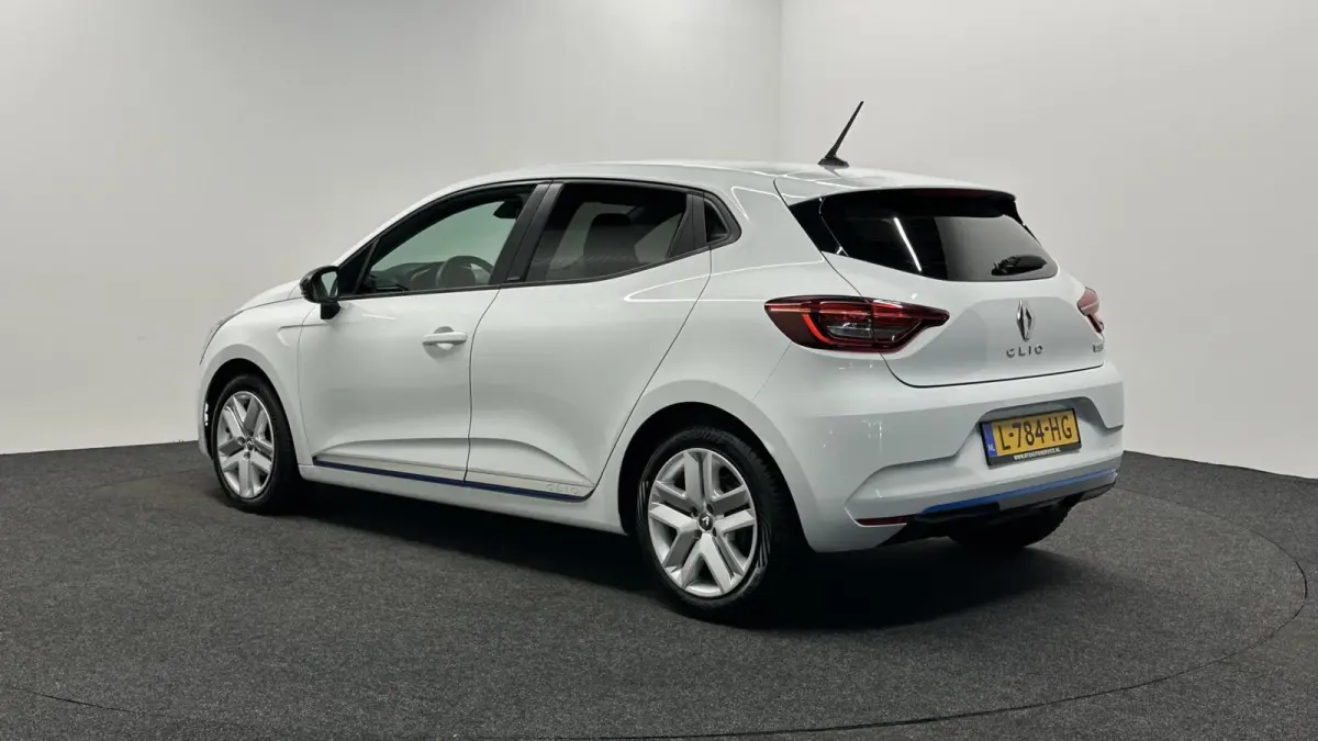 1.6 E-Tech Hybrid 140 Zen CARPLAY NAVI CRUISE.