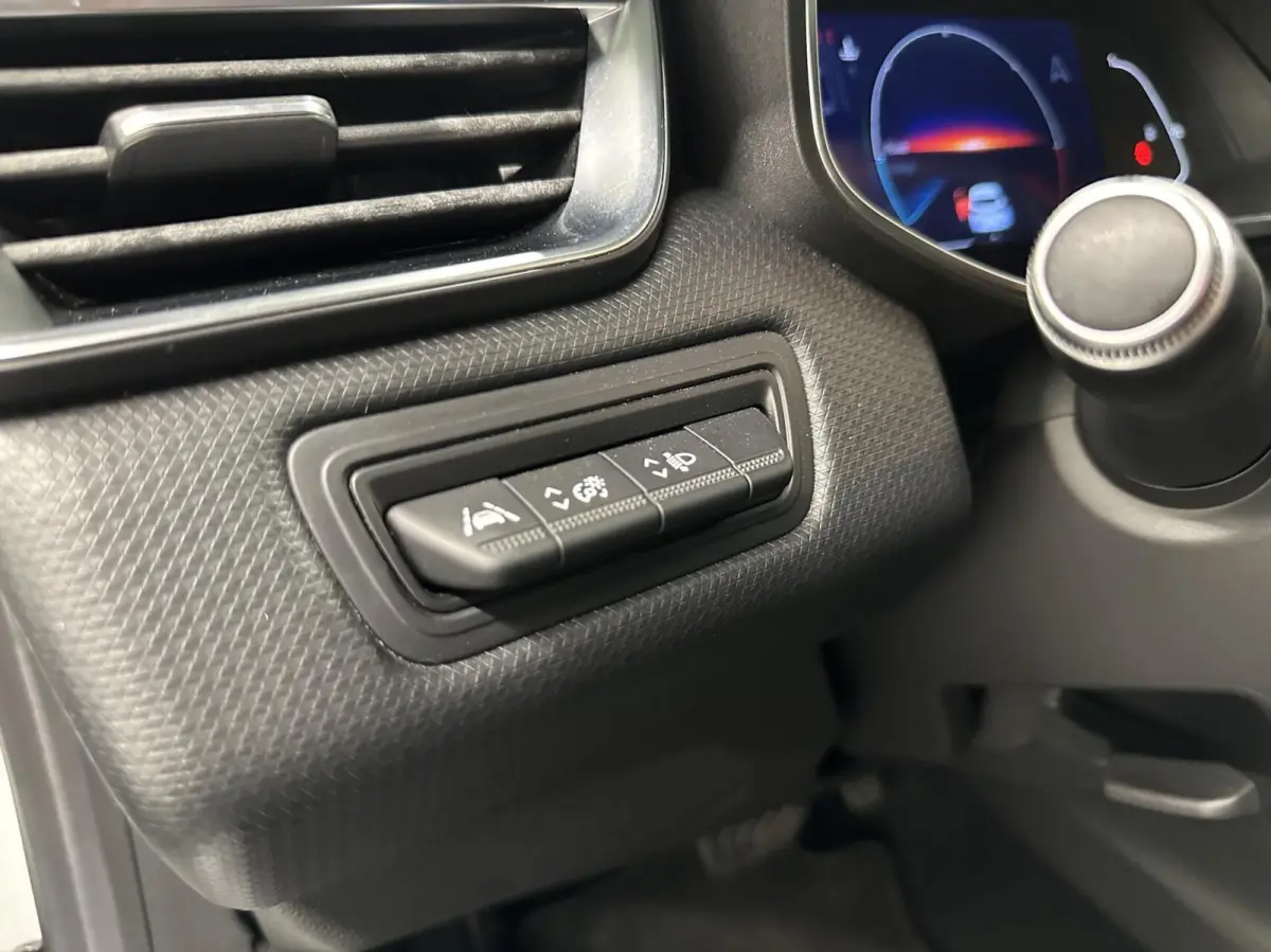 1.6 E-Tech Hybrid 140 Zen CARPLAY NAVI CRUISE.