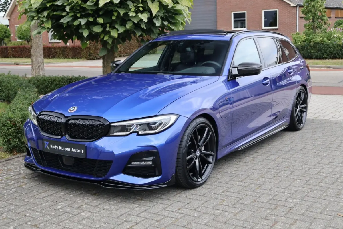 330e M Sport (292pk) M340i Look/Laser/Panodak/Helix Geluidsysteem