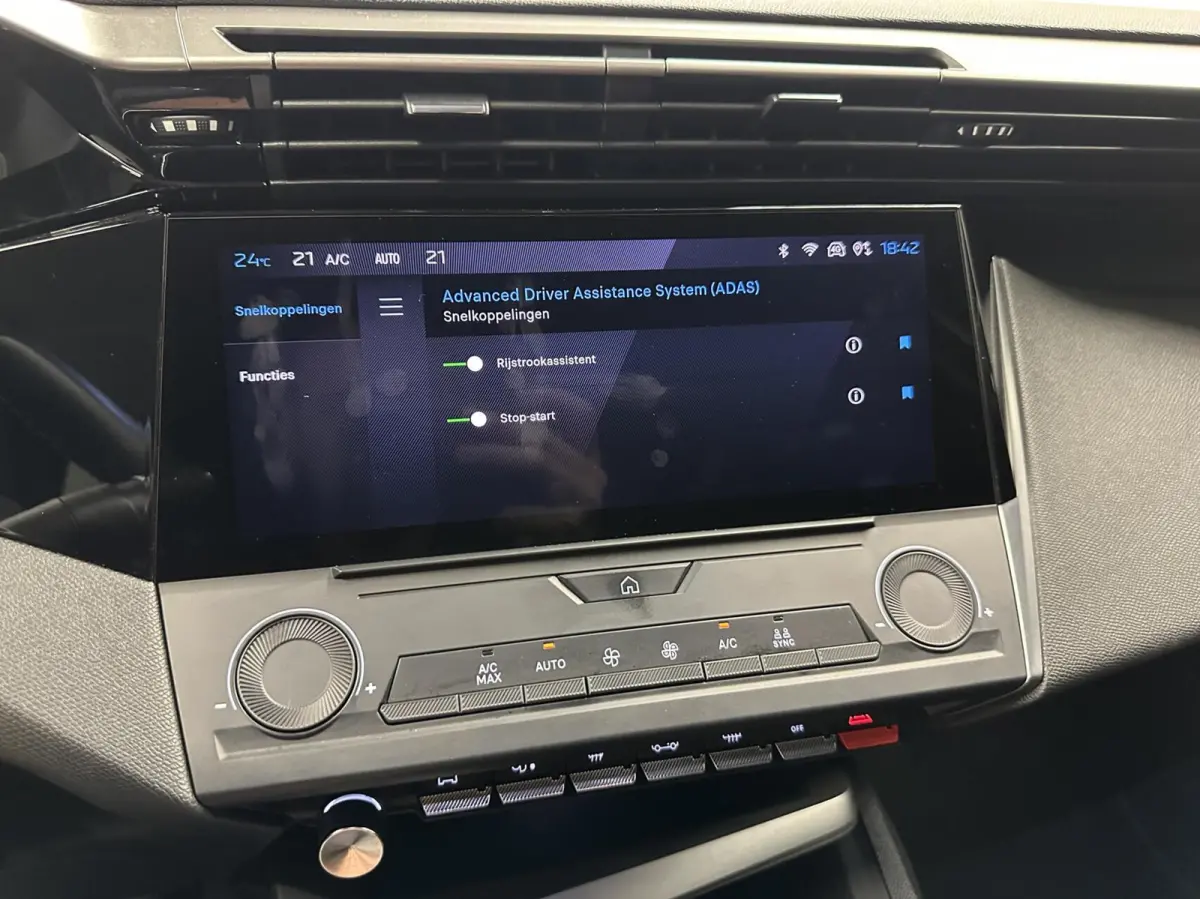 1.2 PureTech Active Pack Business NAVI CARPLAY CRUISE ECC.