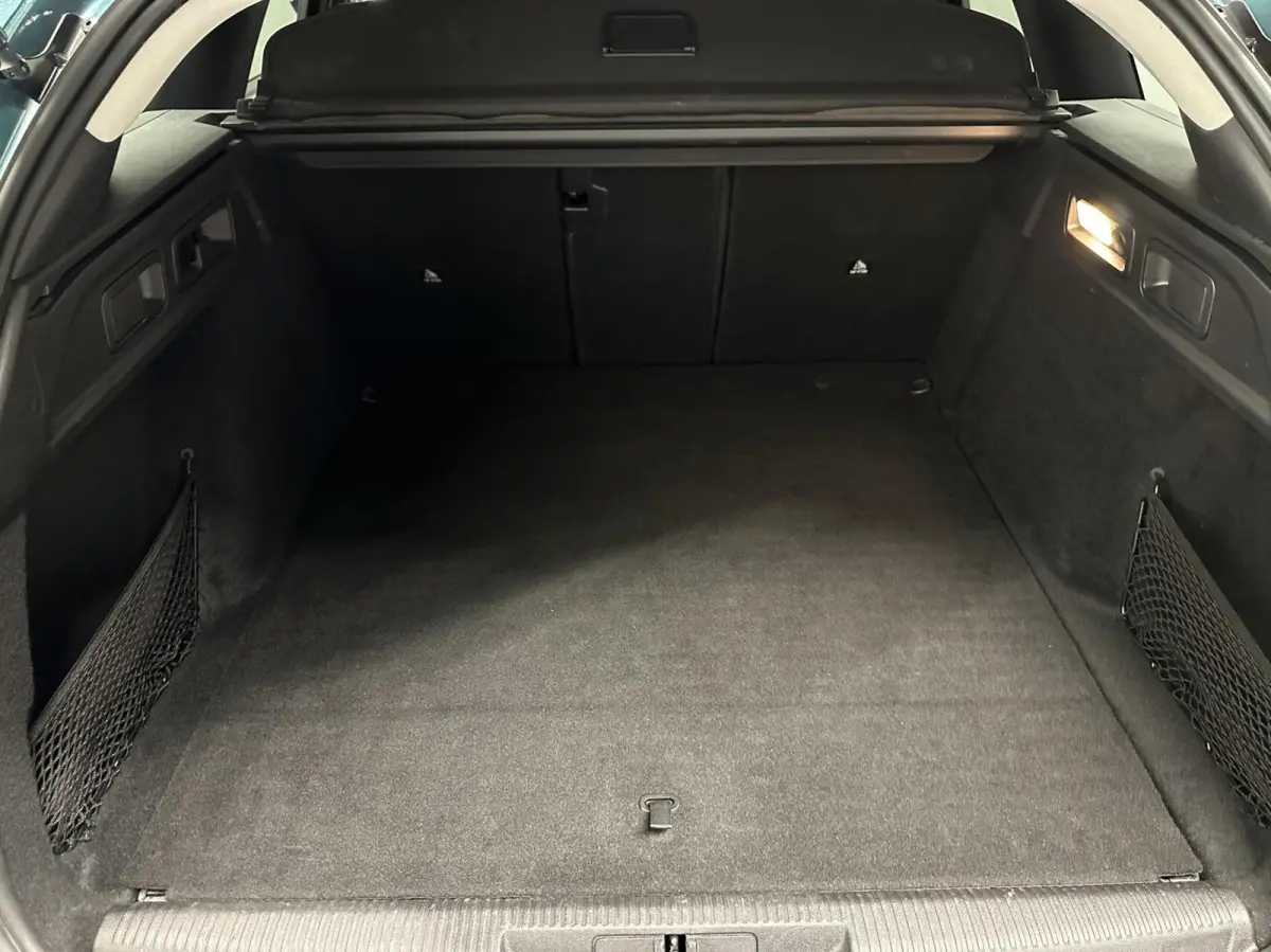 1.2 PureTech Active Pack Business NAVI CARPLAY CRUISE ECC.