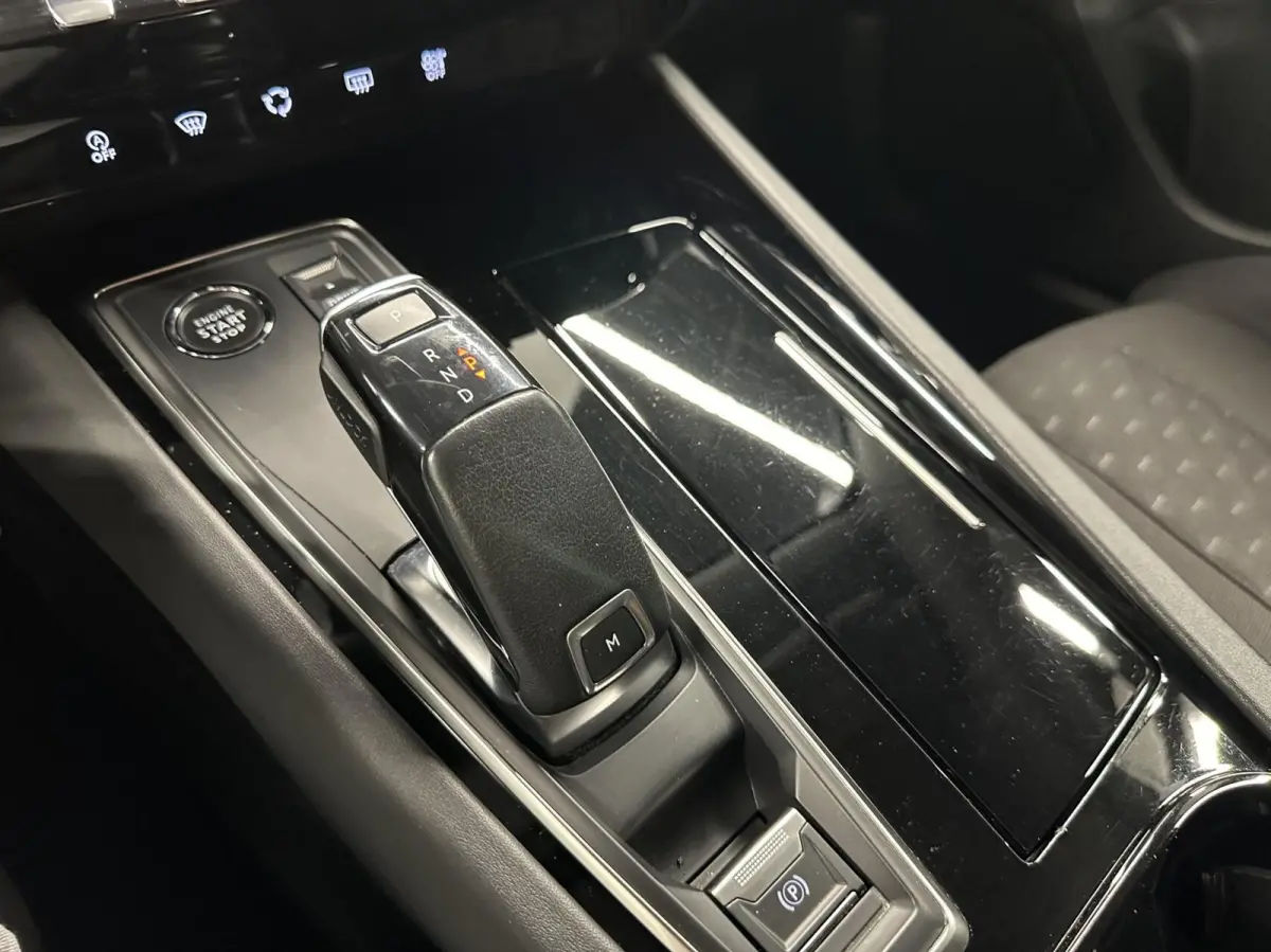 1.2 PureTech Blue Lease Active CAMERA CARPLAY NAVI LM ECC CRUISE.