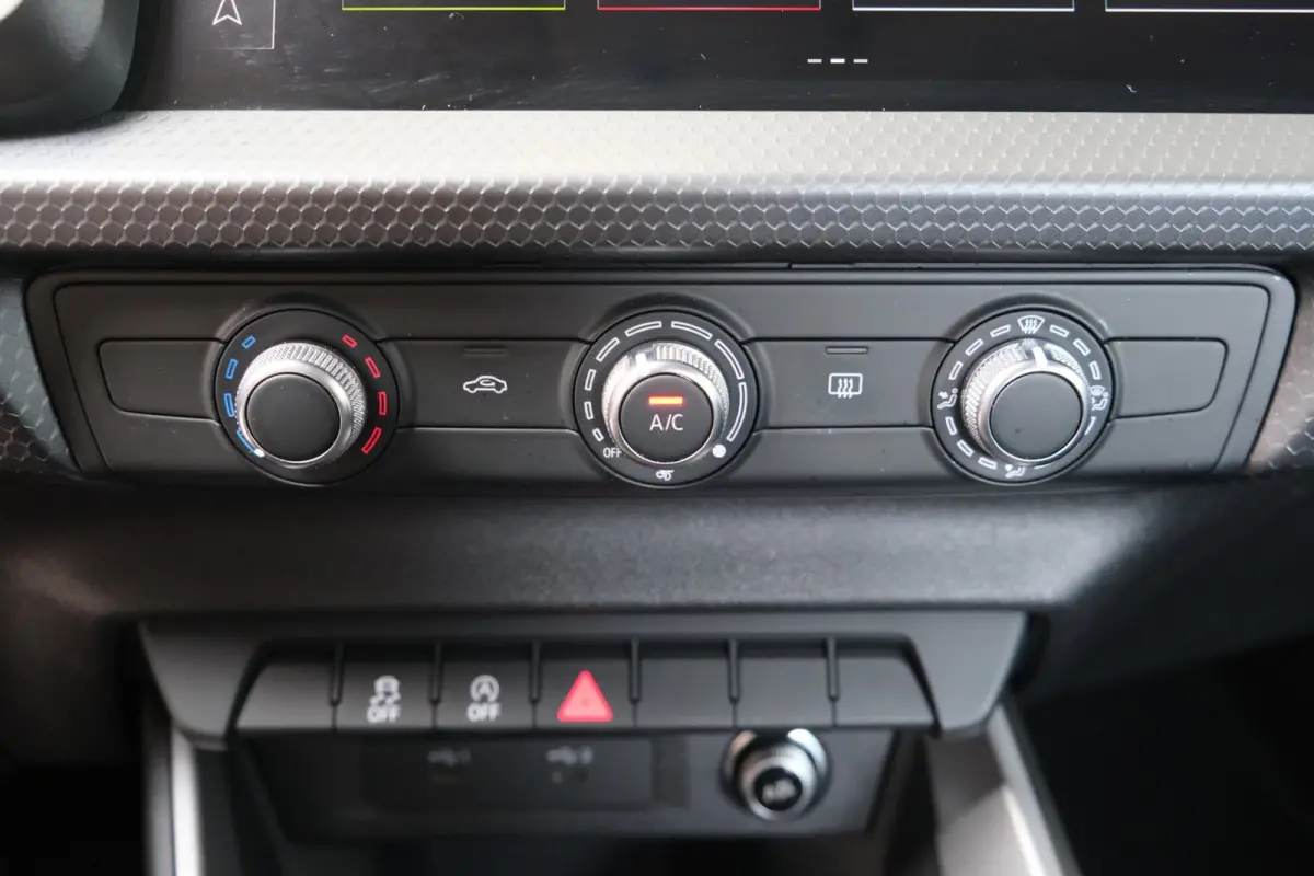 30 TFSI Pro Line - N.A.P. Airco, Cruise, PDC, Virtueel Display, Carplay.