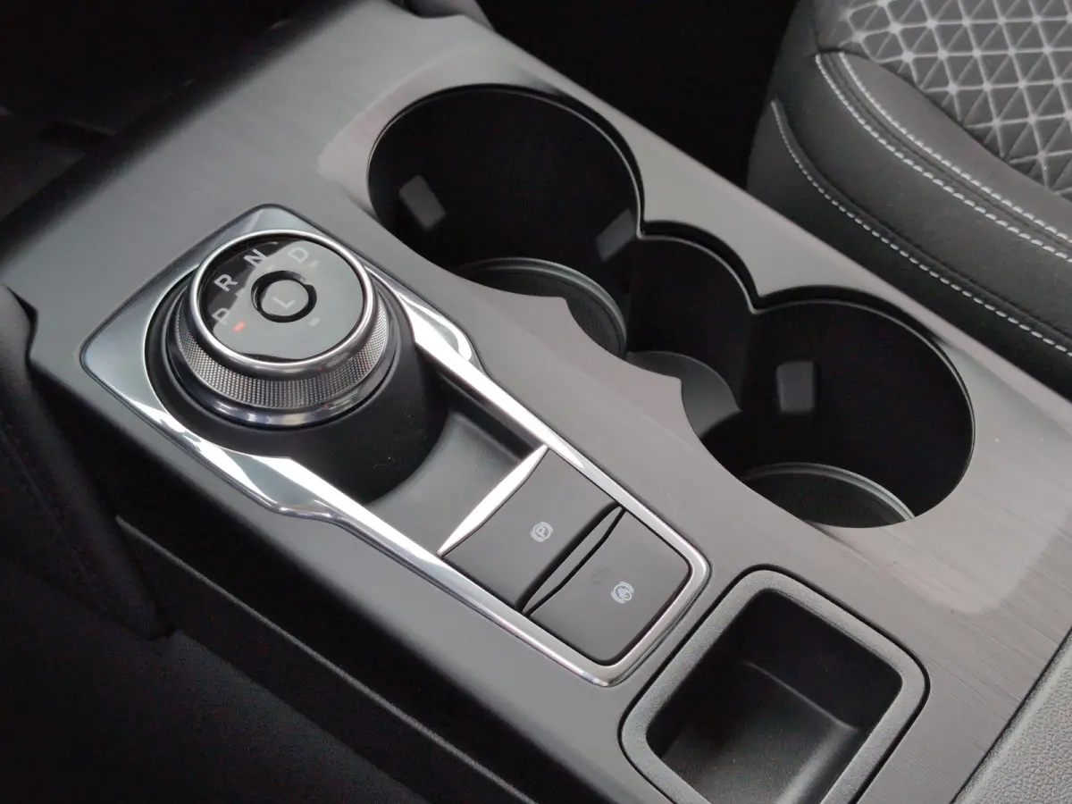 2.5 PHEV Titanium | Achterbank verwarmd | All Weather banden | Buitenspiegels elektrisch inklapbaar