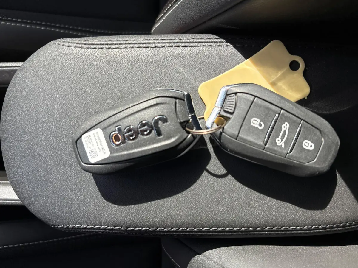 1.2 e-Hybrid Altitude | Camera | AppleCarplay | Cruise Control | LMV | Climate Control