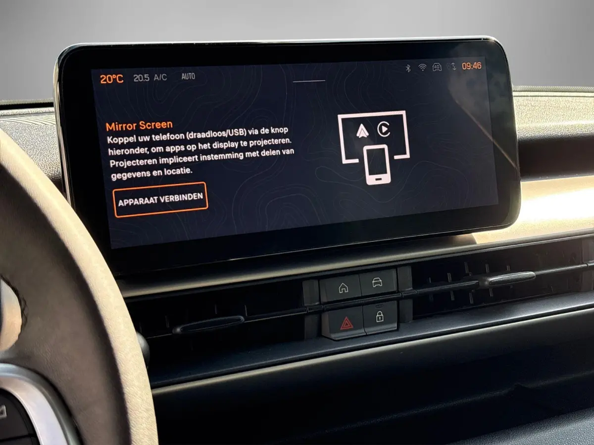 1.2 e-Hybrid Altitude | Camera | AppleCarplay | Cruise Control | LMV | Climate Control