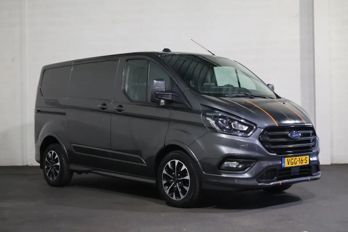 320 2.0 TDCI L1H1 Sport Automaat