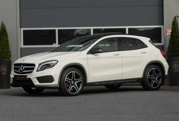 200 AMG | Pano| Apple Carplay | Camera