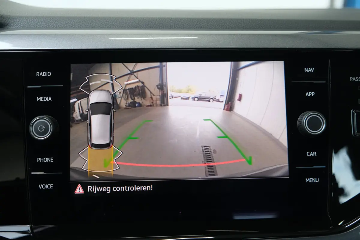 1.0 TSI Highline Automaat - N.A.P. Airco, Cruise, Navi, Camera, Carplay, Virtueel display.
