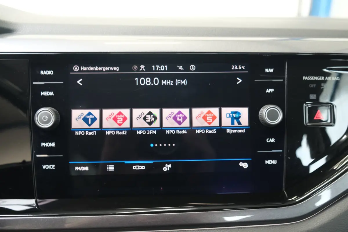 1.0 TSI Highline Automaat - N.A.P. Airco, Cruise, Navi, Camera, Carplay, Virtueel display.