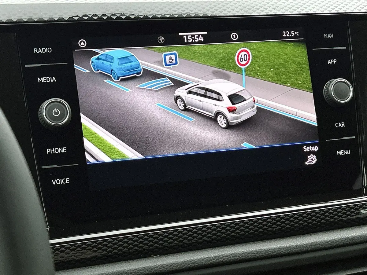 1.0 TSI Life Edition 95 PK | Navigatie | Camera | Apple Carplay draadloos | Android Auto draadloos | Climate Control | Digital Cockpit | Adaptive Cruise Control | LED koplampen | Ruiten geti
