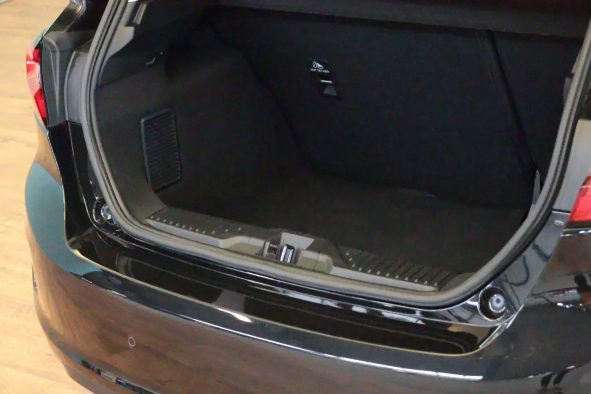 1.0 EcoBoost Connected | NAVI | AIRCO | PDC ACHTER | CRUISE | LANE-ASSIST |
