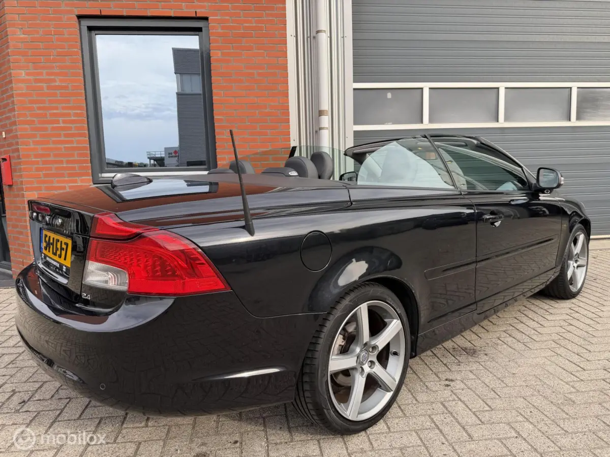 Convertible 2.4i Geartronic Intro Edition - orig. NL - 2e eig.