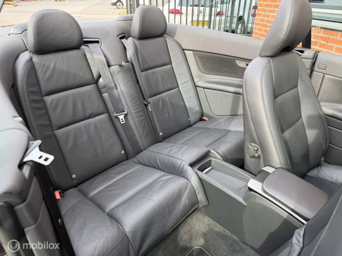 Convertible 2.4i Geartronic Intro Edition - orig. NL - 2e eig.