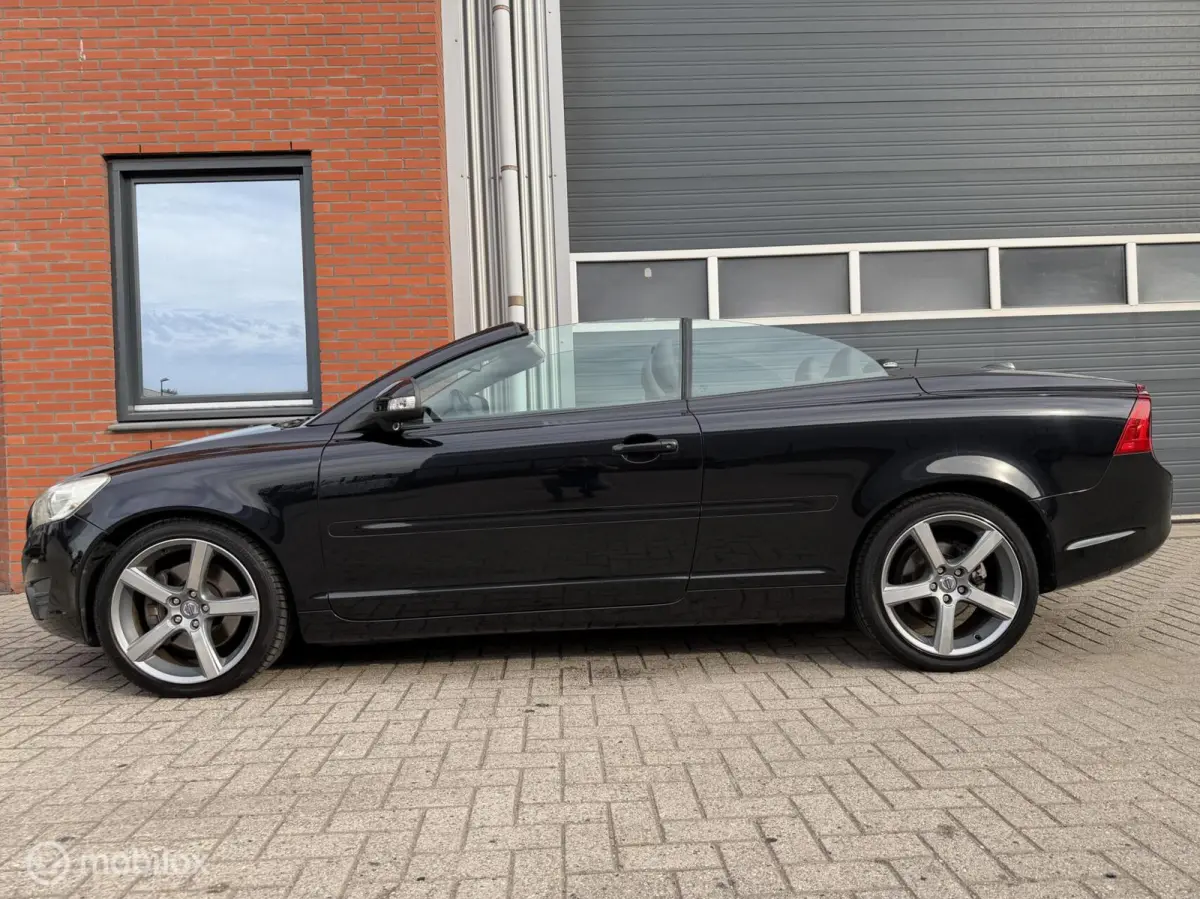 Volvo C70 2010 Benzine Automatisch leasen