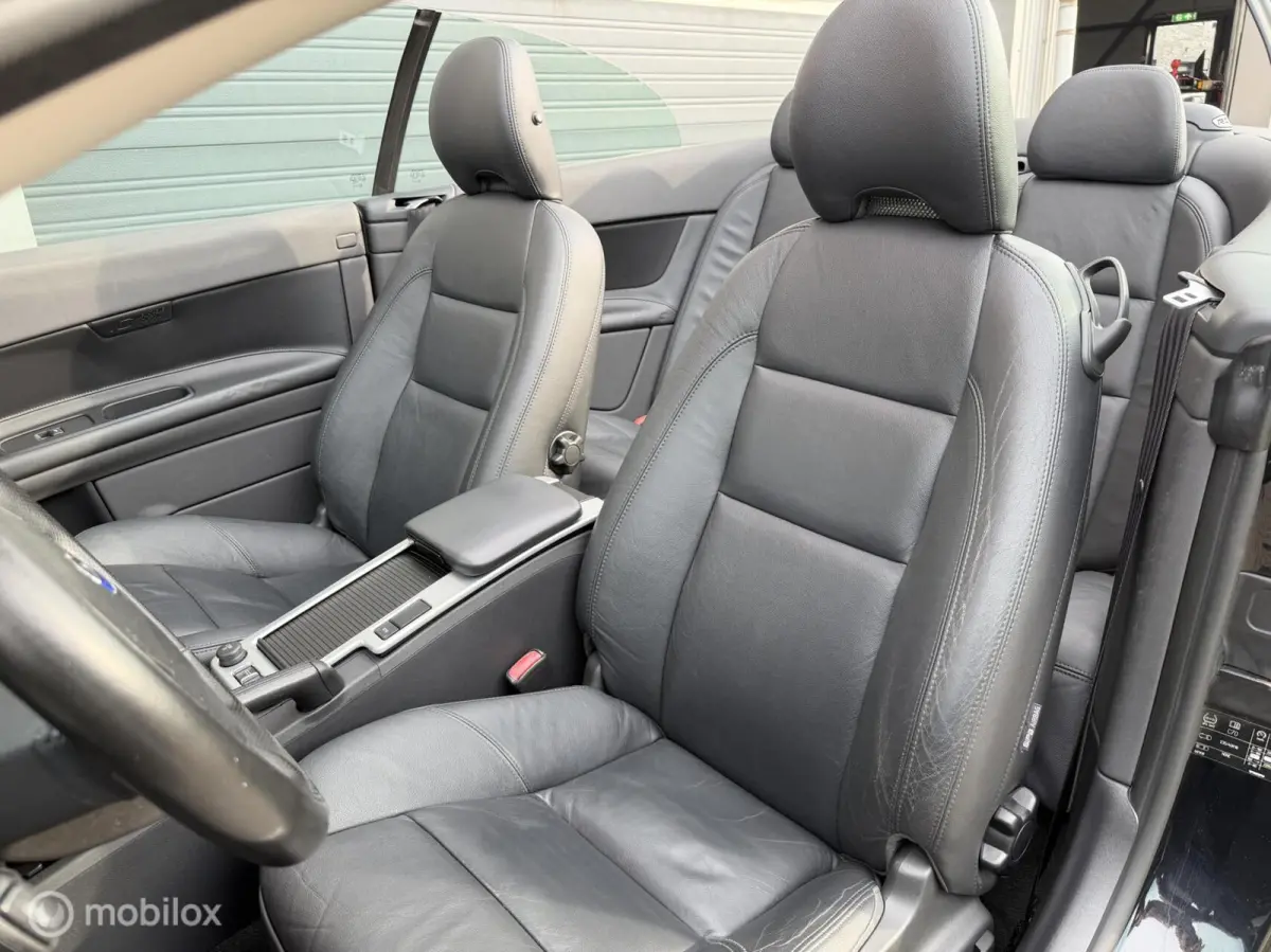 Convertible 2.4i Geartronic Intro Edition - orig. NL - 2e eig.