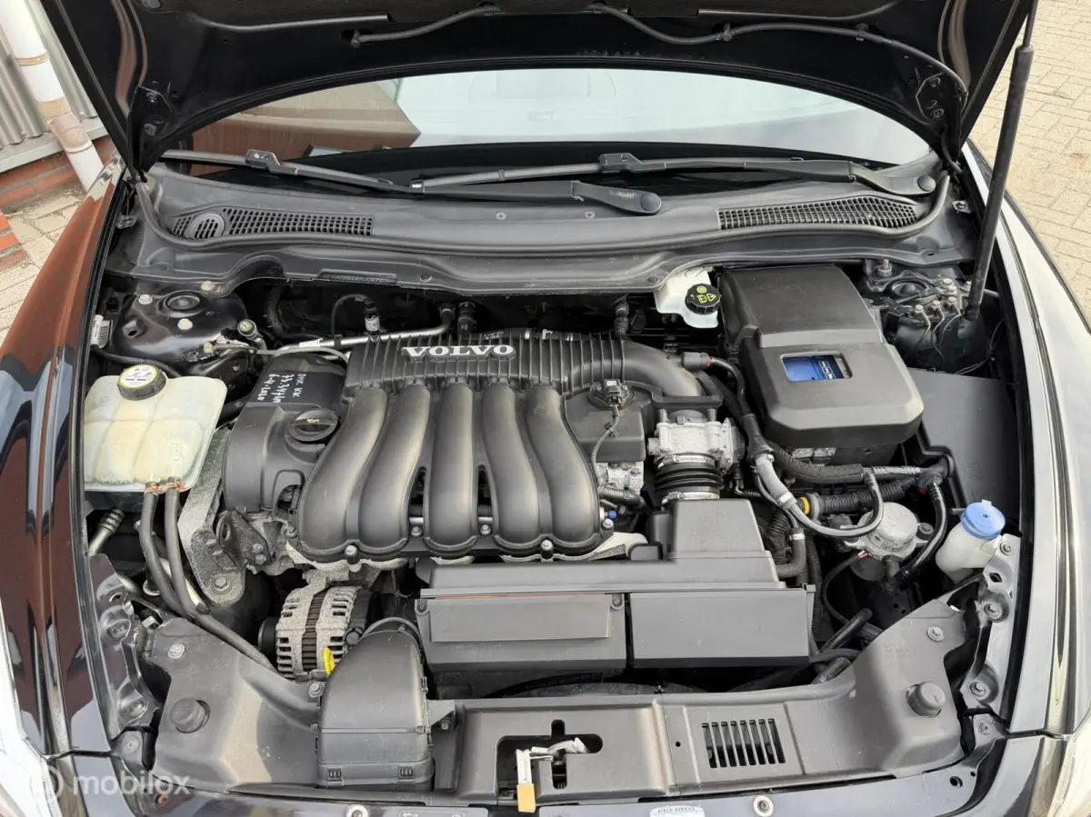 Convertible 2.4i Geartronic Intro Edition - orig. NL - 2e eig.