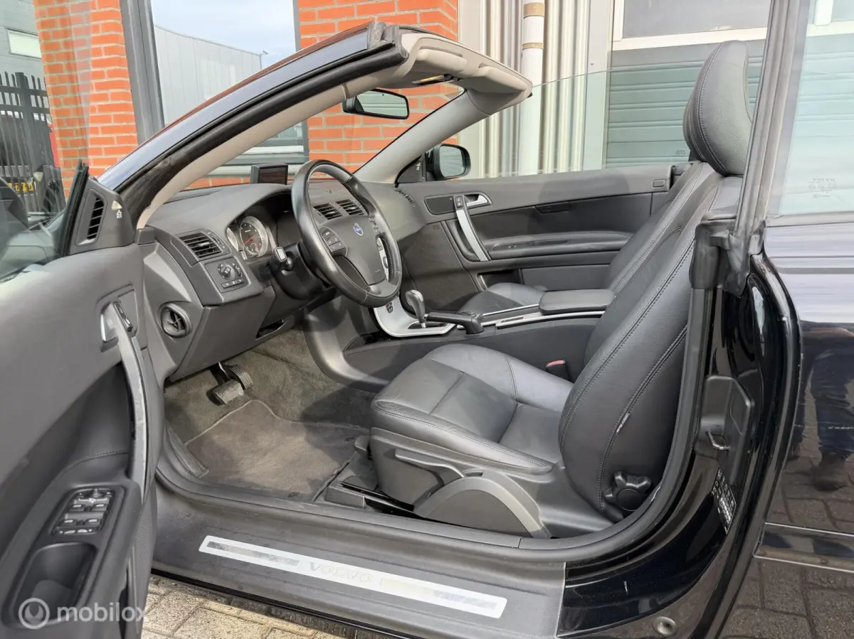 Convertible 2.4i Geartronic Intro Edition - orig. NL - 2e eig.