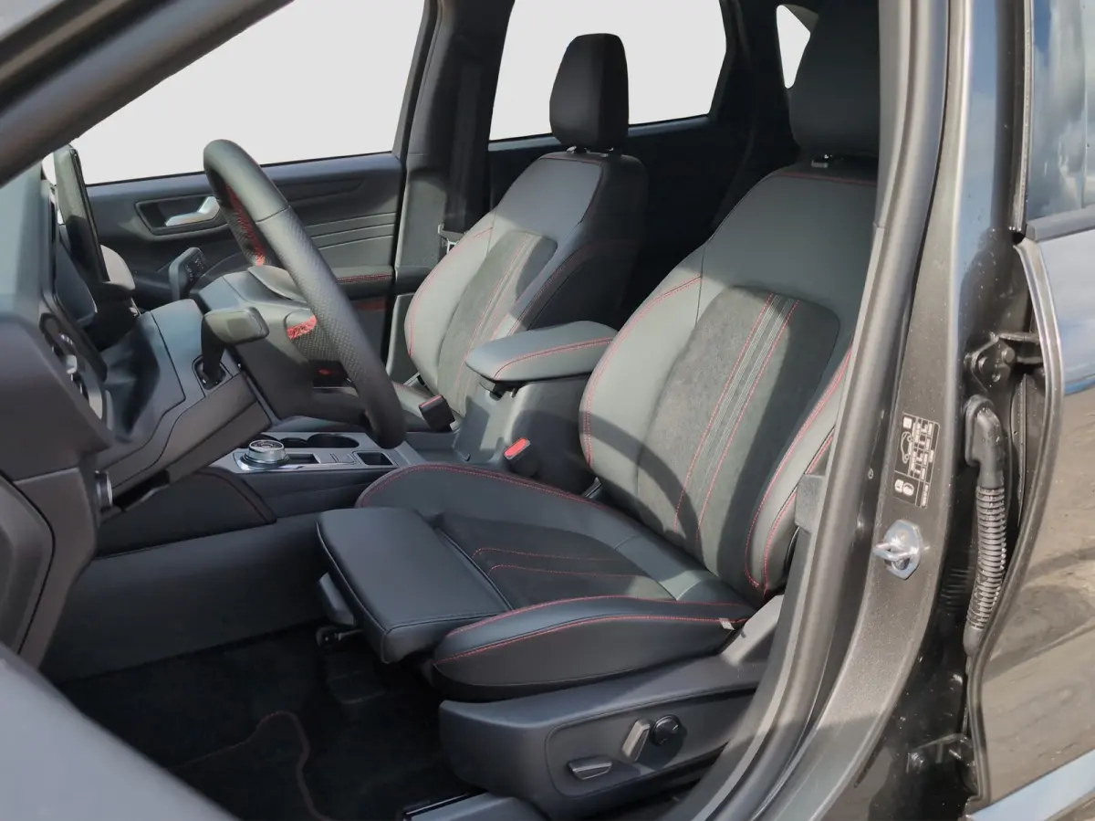 2.5 PHEV ST-Line X | 12-weg verstelbare voorstoelen - AGR gecertificeerd | Achterbank verwarmd | All Weather banden