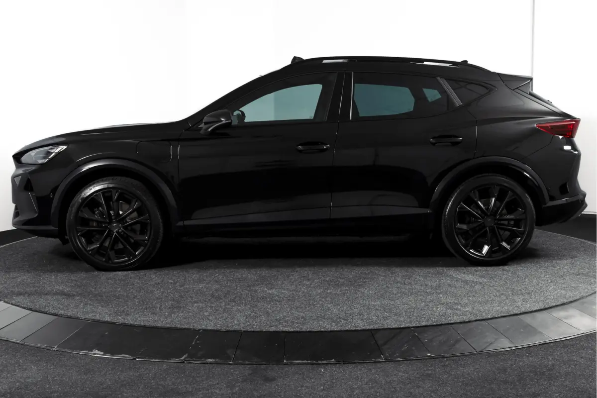 1.5 TSI e-Hybrid 272 PK VZ Performance | S/K-Panodak | Dig. Cockpit | Adapt. Cruise | Stoel-+Stuurverw. | PDC | 360 Camera | NAV + App. Connect | ECC | Elek. Klep | LM 19" | 7171