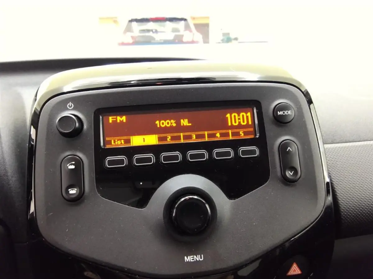 1.0 VTi Feel AIRCO 55399 KM APK 03-2028