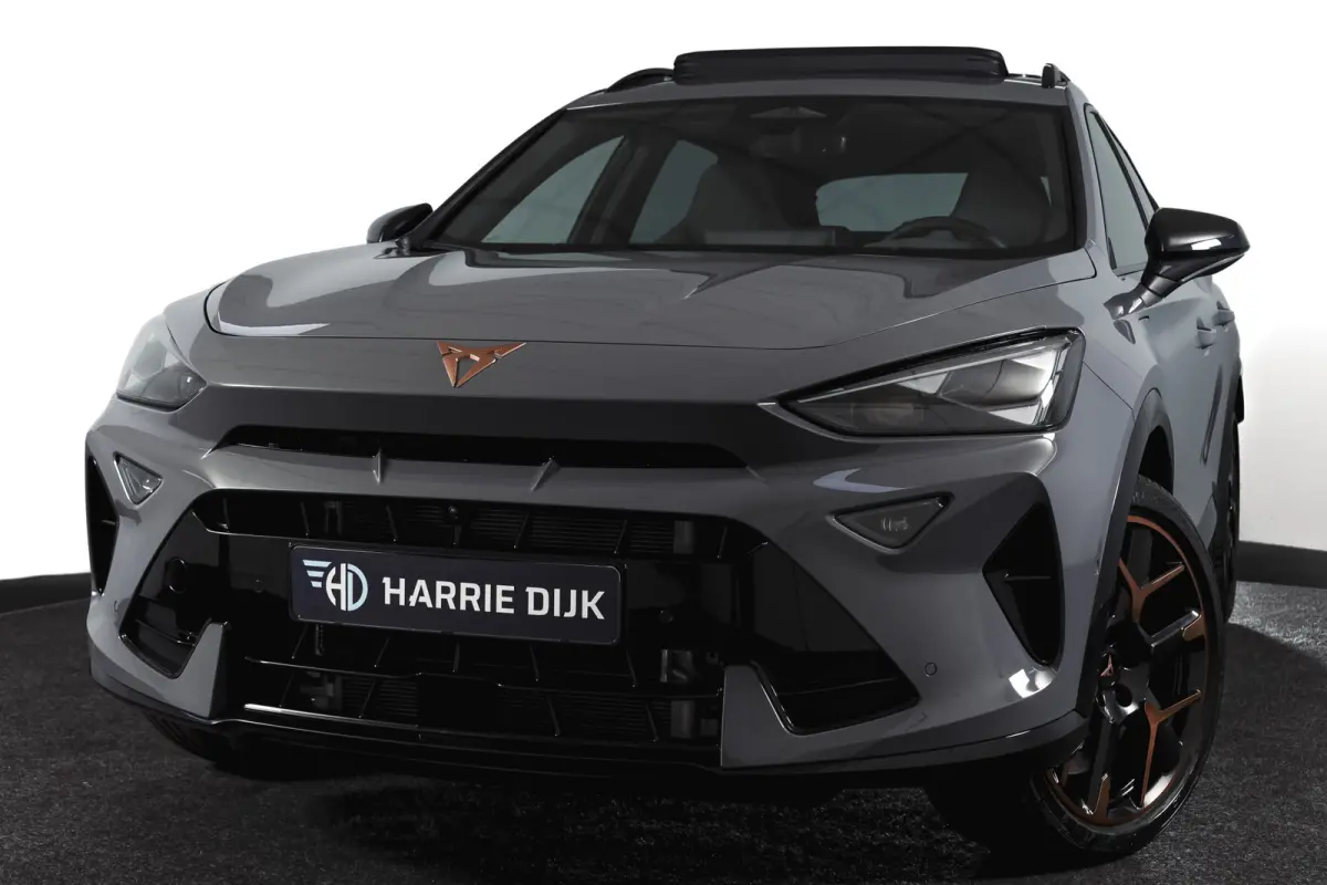 1.5 TSI e-Hybrid 272 PK VZ Extreme | S/k-Panodak | Dig. Cockpit | Adapt. Cruise | Stoel-+ Stuurverw. PDC | 360 Camera | NAV + App. Connect | ECC | Elek. Klep | LM 19" | 0683