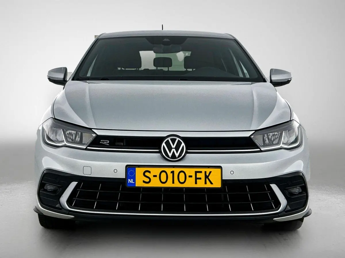 1.0 TSI R-Line | Achteruitrijcamera | Adaptieve Cruisecontrol | Apple Carplay/Android Auto | Navigatie