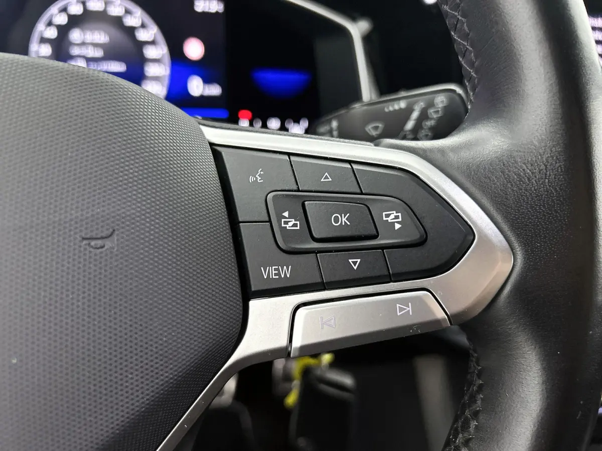1.0 TSI R-Line | Achteruitrijcamera | Adaptieve Cruisecontrol | Apple Carplay/Android Auto | Navigatie