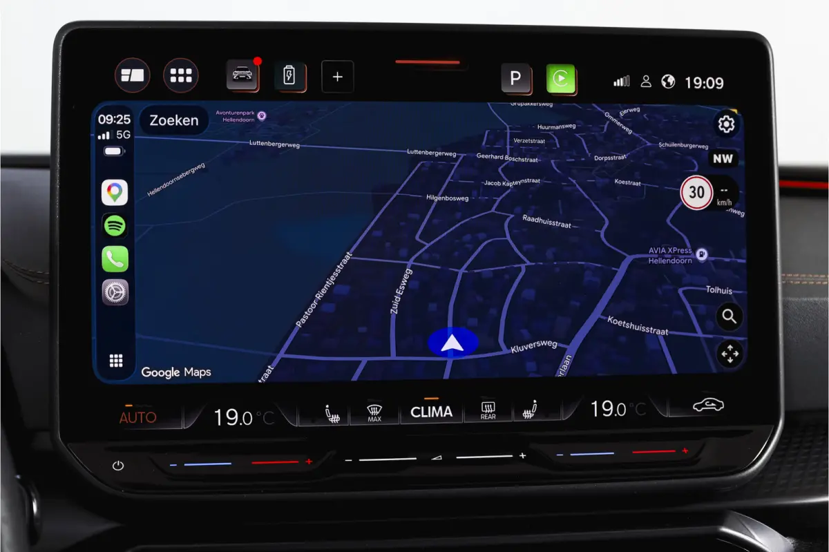 1.5 TSI e-Hybrid 272 PK VZ Extreme | S/k-Panodak | Dig. Cockpit | Adapt. Cruise | Stoel-+ Stuurverw. PDC | 360 Camera | NAV + App. Connect | ECC | Elek. Klep | LM 19" | 7989