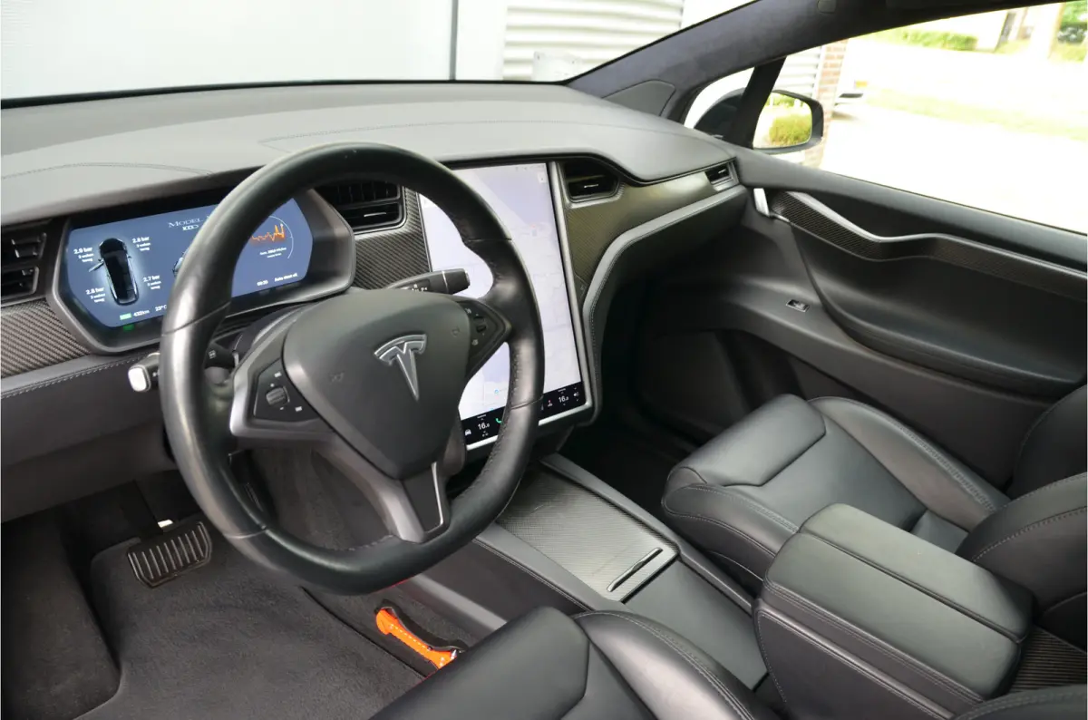 100D 6p. Enhanced AutoPilot3.0+FSD (twv 7.500,-), Trekhaak (2.250kg)