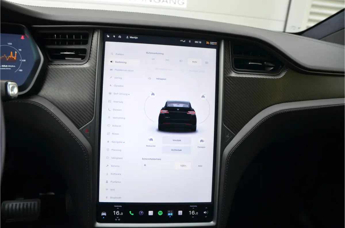 100D 6p. Enhanced AutoPilot3.0+FSD (twv 7.500,-), Trekhaak (2.250kg)