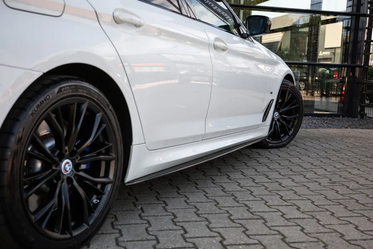540i High Executive M-Sport , Bowers&Wilkins, NAP, HUD, Laser, Schuif/Kanteldak
