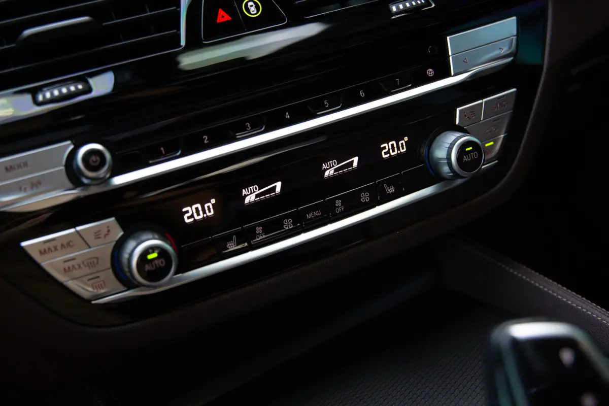 540i High Executive M-Sport , Bowers&Wilkins, NAP, HUD, Laser, Schuif/Kanteldak