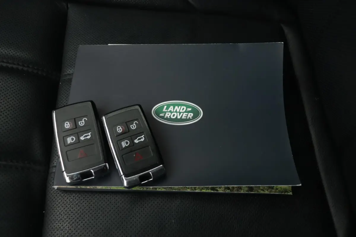 1.5 P300e AWD(DealerOnderH, Navi, Stuur/stoelV, Camera, Trekhaak, Carplay, Etc)