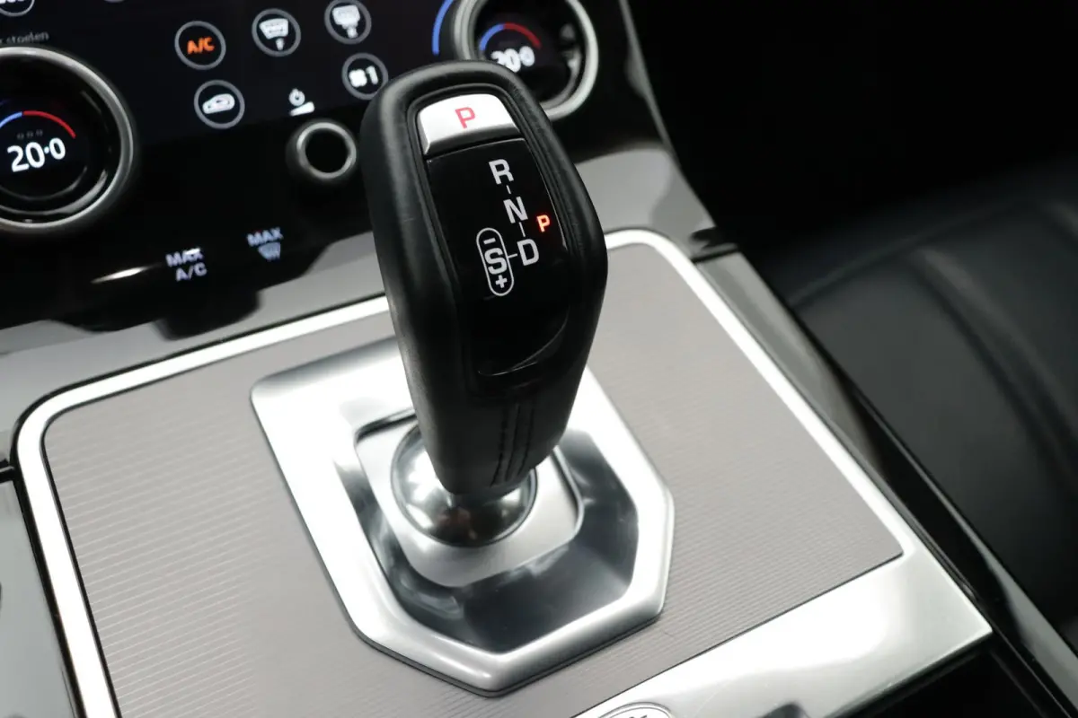 1.5 P300e AWD(DealerOnderH, Navi, Stuur/stoelV, Camera, Trekhaak, Carplay, Etc)