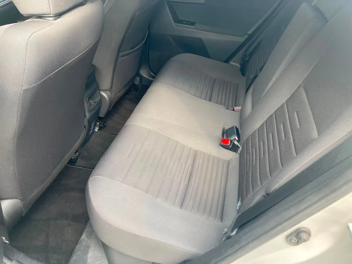 1.8 Hybrid Trend Airco | Camera | Cruise Control | DAB | LMV 16" | Pano | Trekhaak |