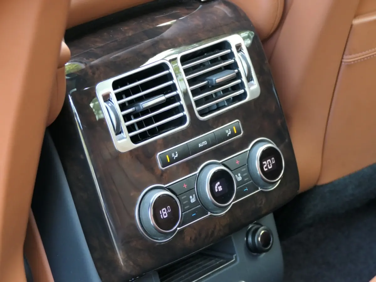 3.0 TDV6 Autobiography Panoramadak / Massage stoelen / Parkeer camera
