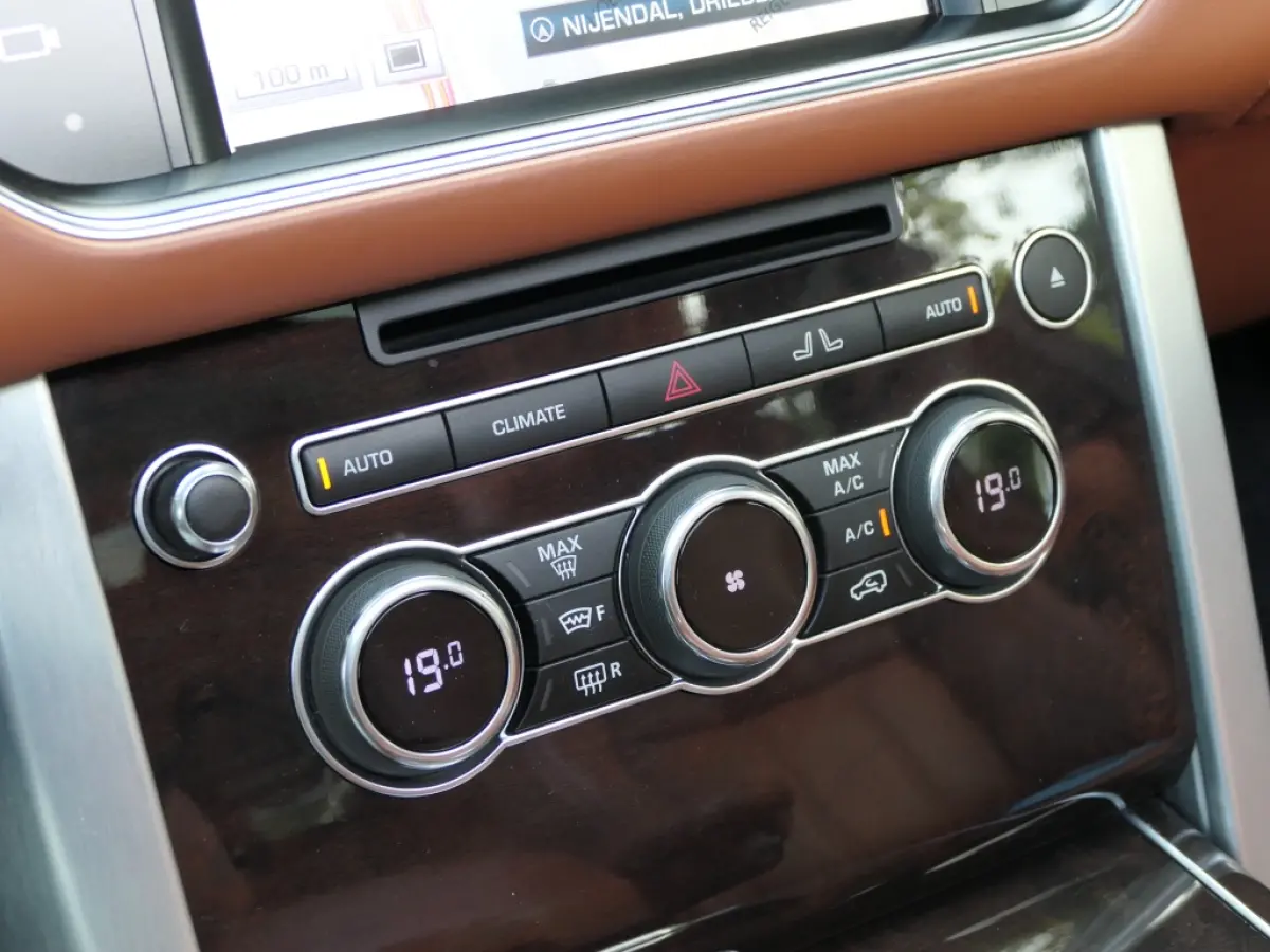 3.0 TDV6 Autobiography Panoramadak / Massage stoelen / Parkeer camera