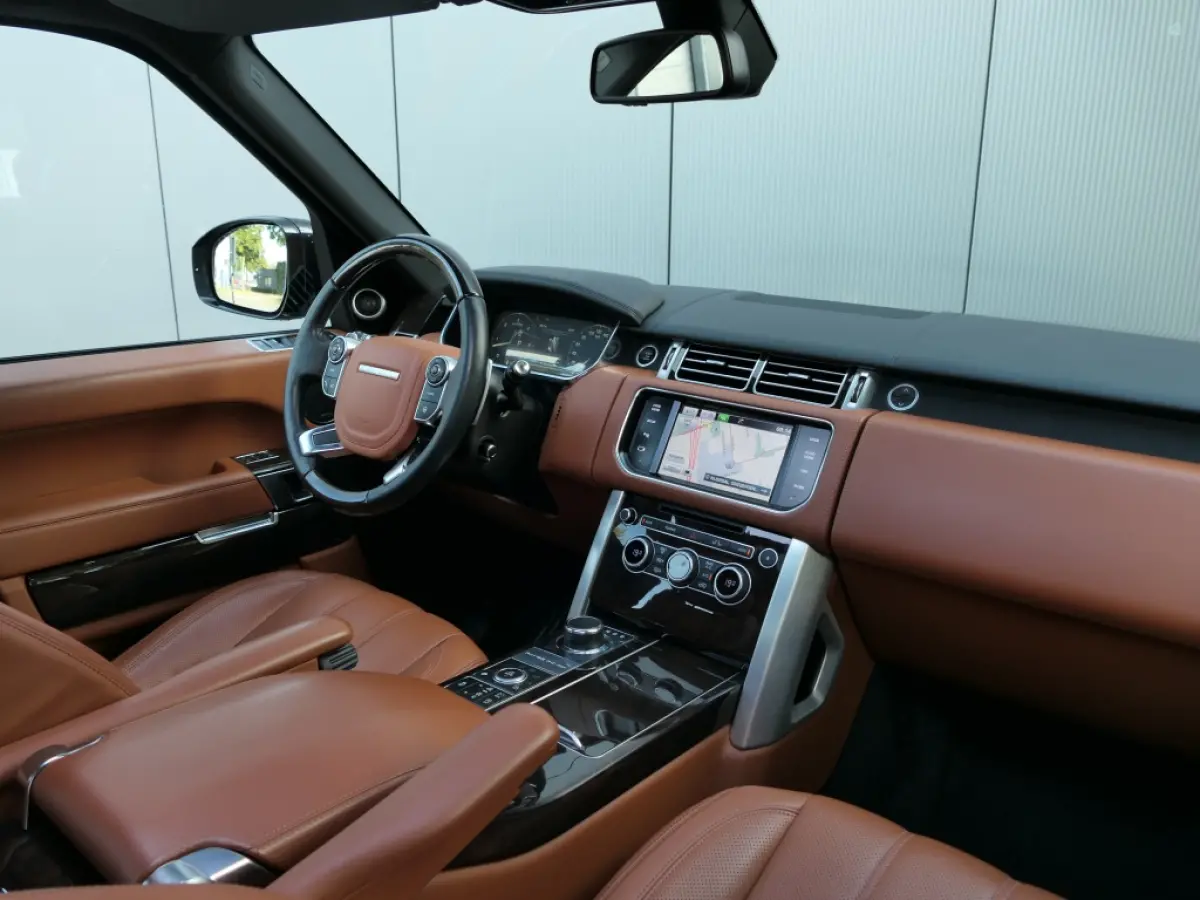 3.0 TDV6 Autobiography Panoramadak / Massage stoelen / Parkeer camera